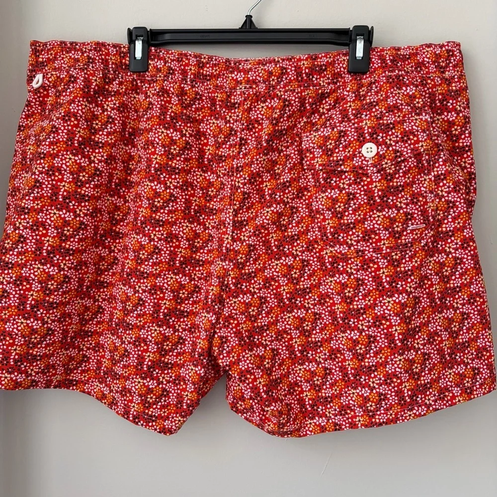 J. Crew Sz XXL Vibrant Red and White Swim Trunks Elastic/Draw String, Lining